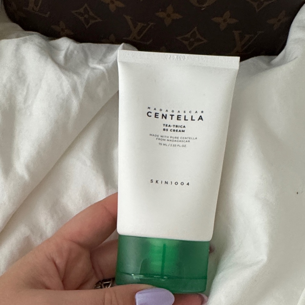Madagascar Centella Tea-Trica U-S Cream - White and Green